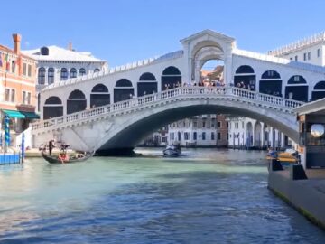 Venetie is toerisme spuugzat en gaat entreegeld vragen