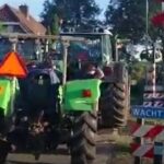 Boeren blokkeren spoor met tractoren: Dieseltrein is ook vervuilend
