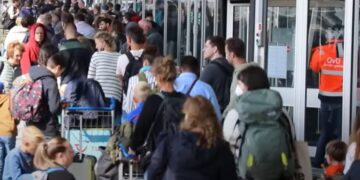 Dramatisch nieuws: Schiphol gaat dagelijks gigantisch aantal vluchten annuleren