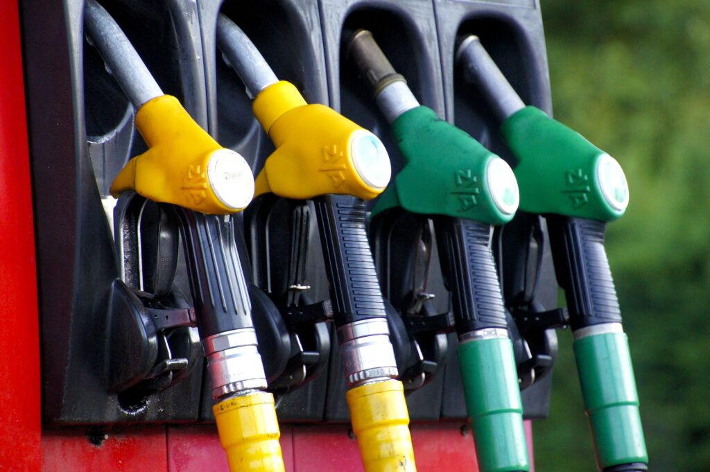 Slecht nieuws: monsterverhogingen voor benzine en diesel