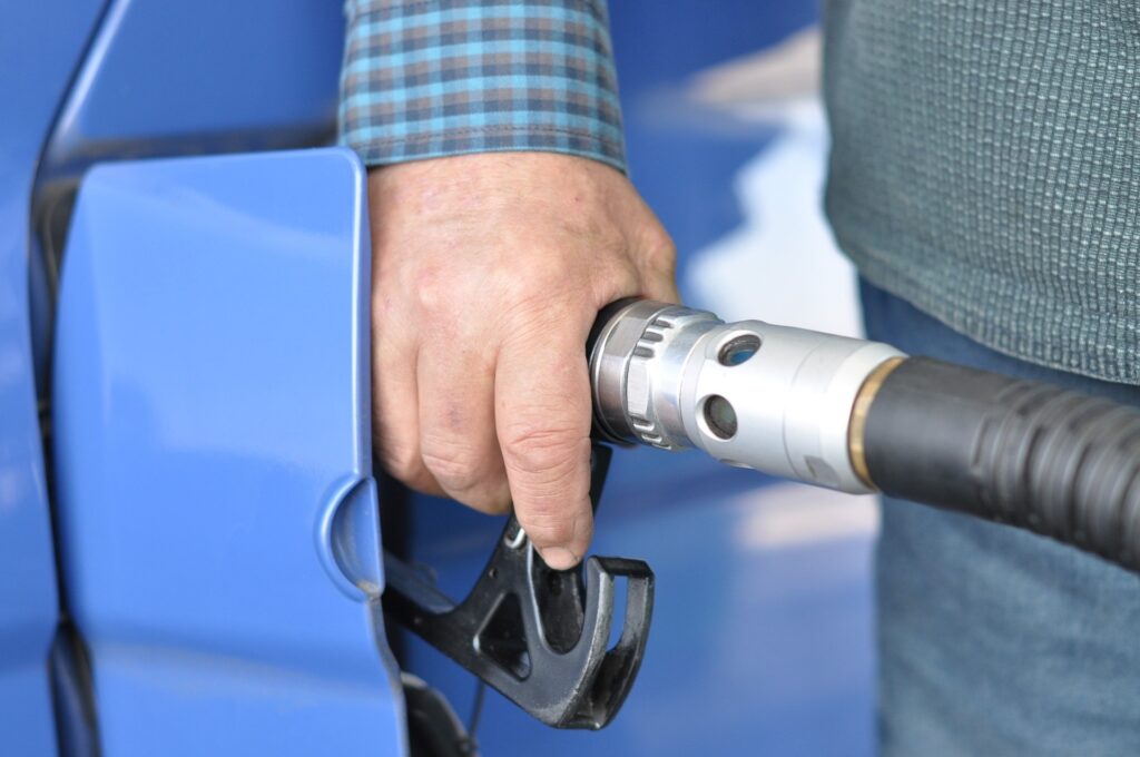 Opgelet: Diesel- en benzineprijzen per morgen keihard omhoog