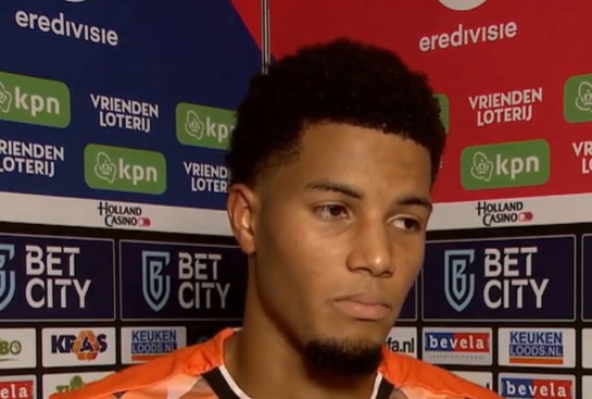 Eredivisie-voetballer boos om zwarte pieten in stadion: ''Ze moeten geweigerd worden''