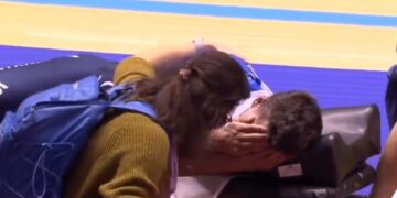 Horrorcrash bij Gentse zesdaagse, wielrenner breekt ribben en ruggenwervels
