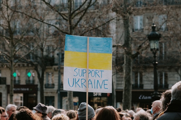 Nationale feestdag mogelijk afgeschaft: ”Geld nodig voor Oekraïne”