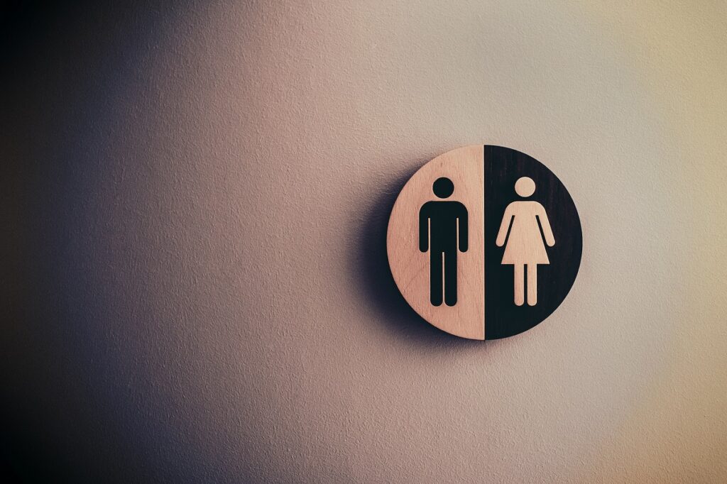 Efteling-fan (18) enorm gekwetst, kan niet naar genderneutraal toilet