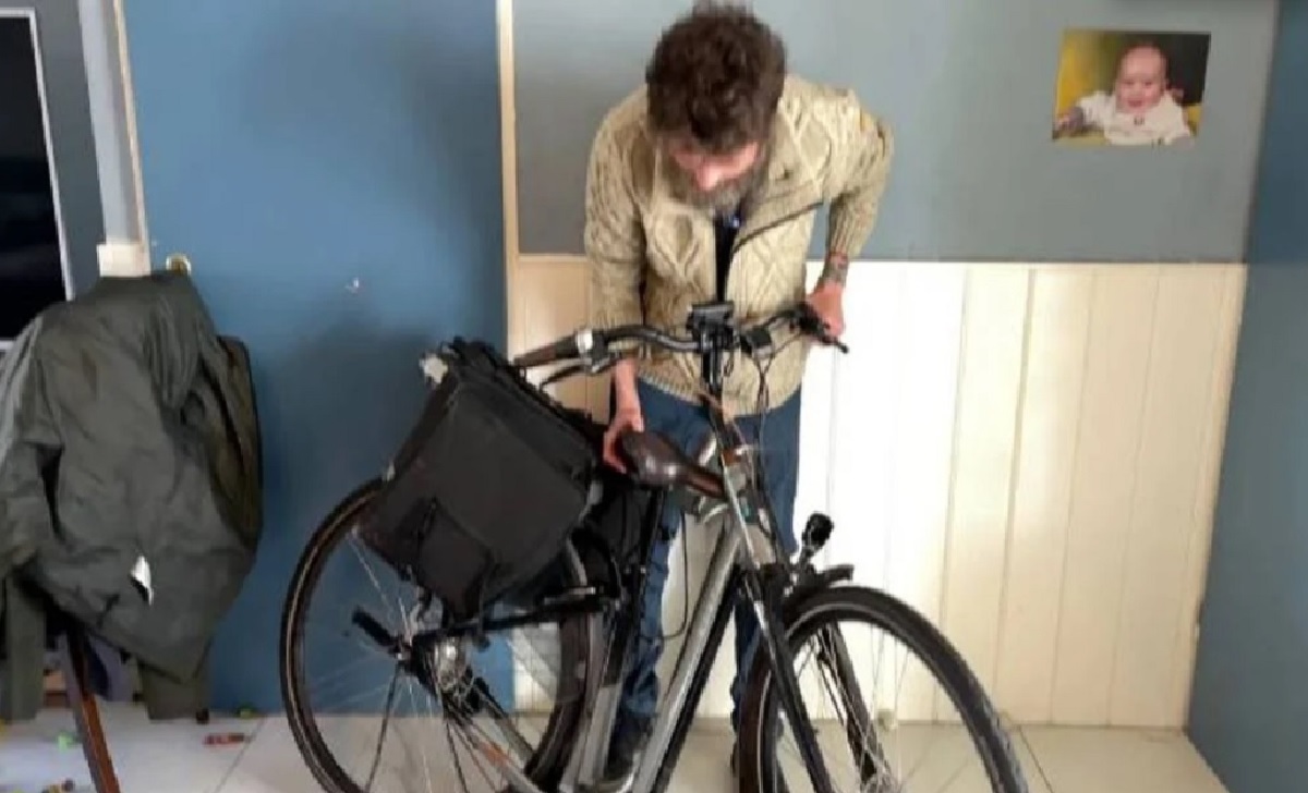 Willem uit Eindhoven kan nooit meer zitten door een ritje op zijn nieuwe fiets