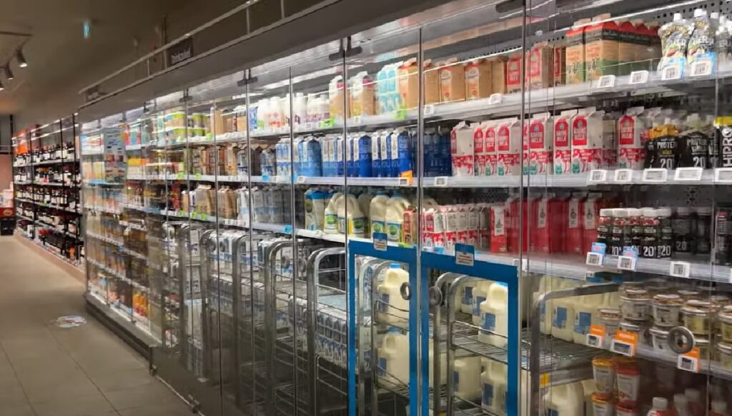 Let op: Deze supermarkt kondig extreme prijsverhogingen aan