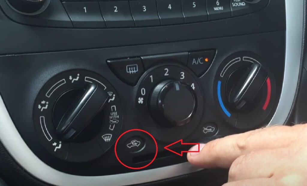 Bijna niemand weet wat deze vreemde knop in je auto betekent