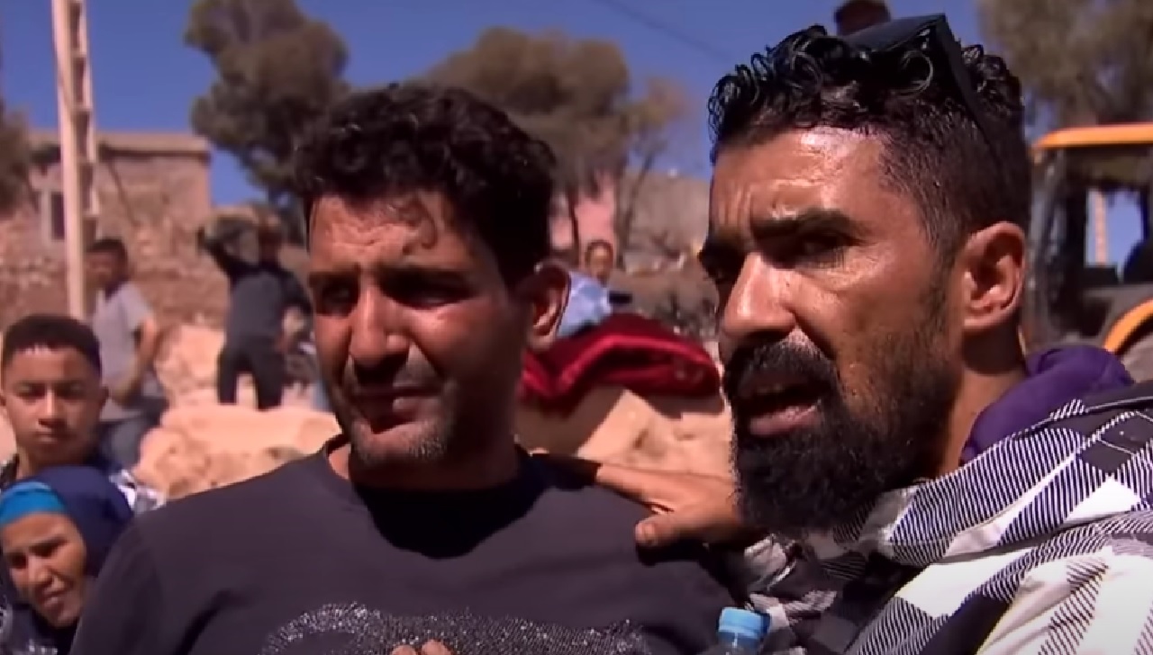 Marokkaanse man moet kiezen wie hij kan redden: ''Ouders of zoon''