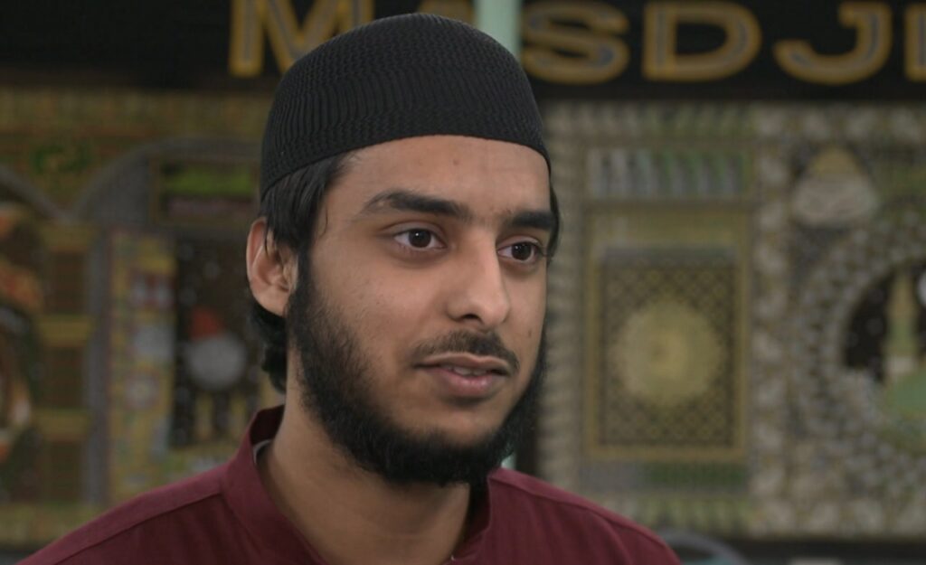Aman lijdt aan diabetes maar doet 'uit liefde voor geloof' toch mee aan ramadan
